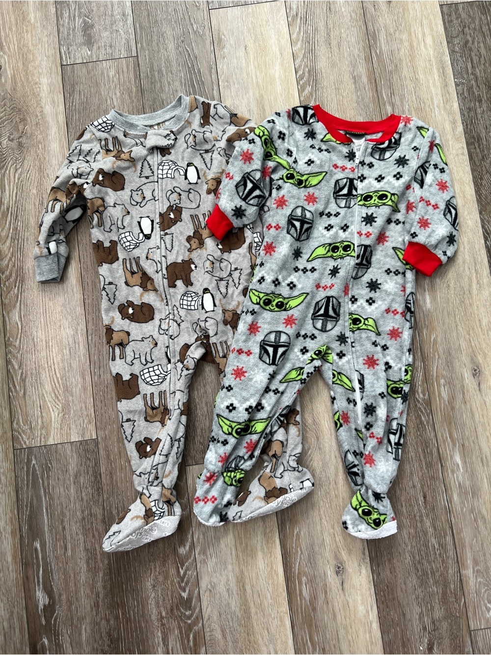 Bundle baby boy Carter’s Star Wars fleece footies